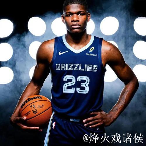 考沃德高效发挥，全场23分钟贡献12分2篮板2助